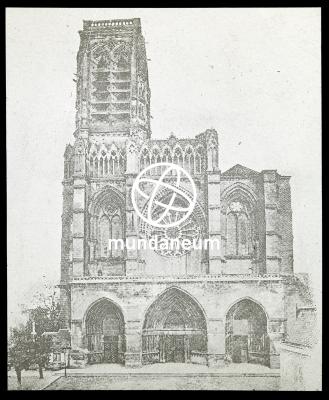 Soissons - La cathédrale façade ouest Architecture Ogivale